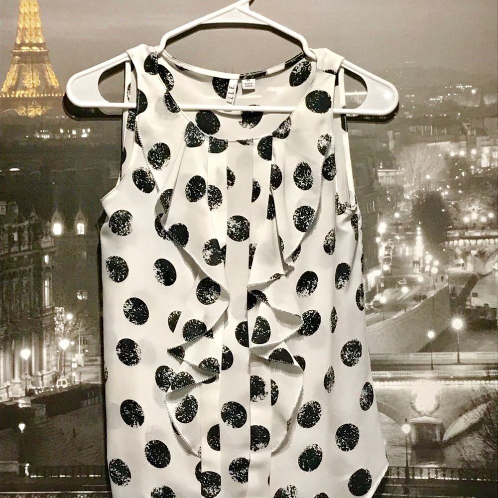 Elle White &Black sleeveless Women’s Blouse. - Picture 2 of 2